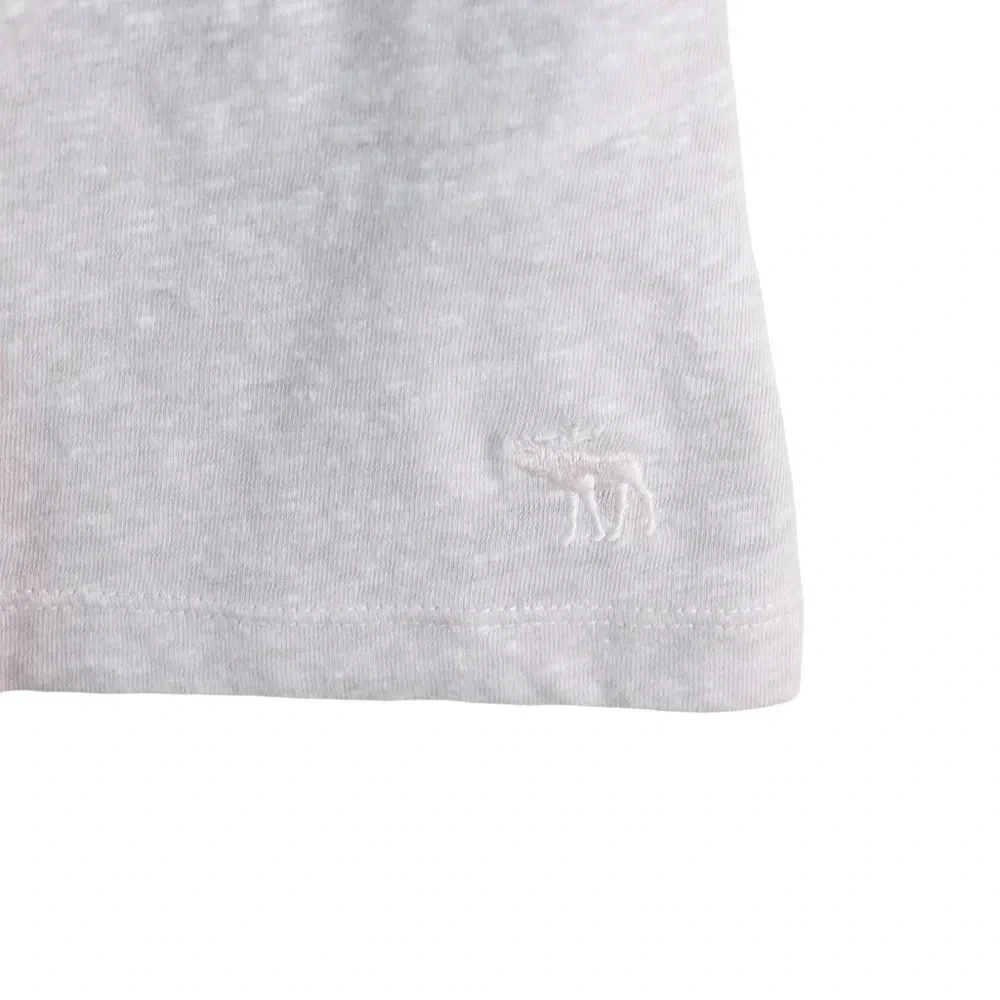 Abercrombie & Fitch || Soft Sheer Baby Tee Light Pink Slub V Neck Moose Preppy M